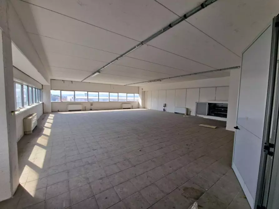 Immagine 10 di Capannone industriale in vendita  in Via Dante Alighieri, N. 9 a Calenzano