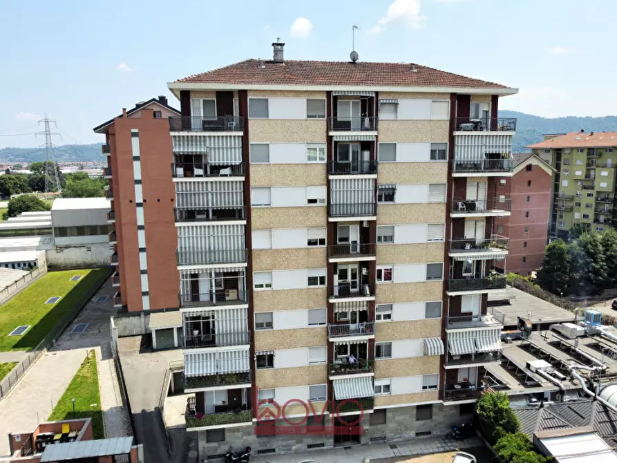 Immagine 6 di Garage in vendita  in STRADA SETTIMO 154 a Torino