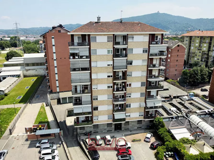 Immagine 7 di Garage in vendita  in STRADA SETTIMO 154 a Torino