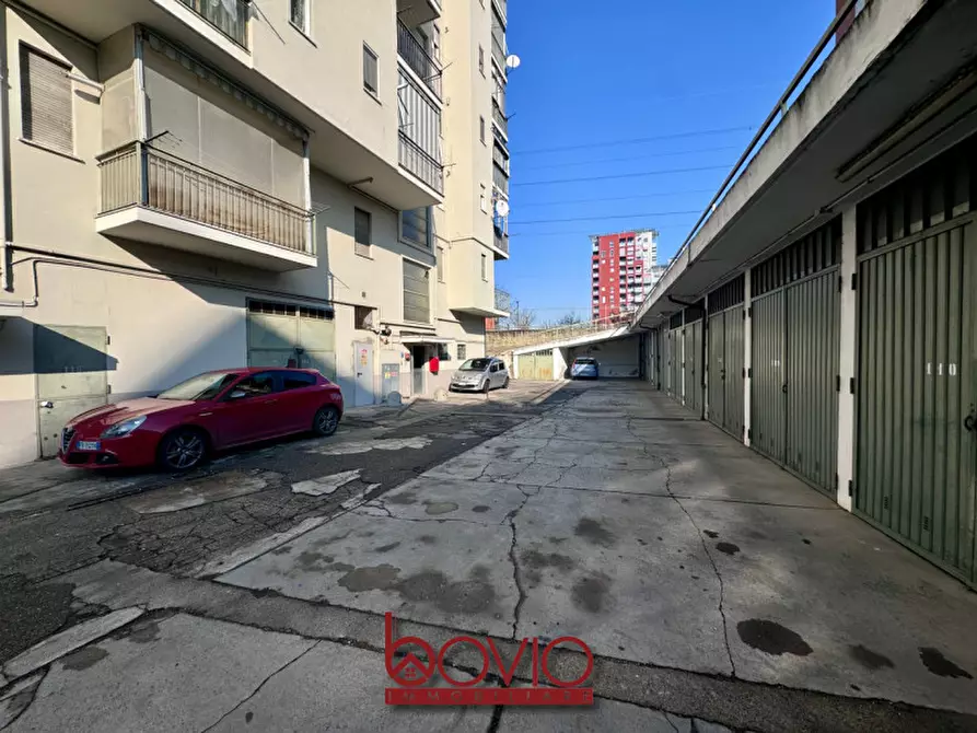 Immagine 22 di Garage in vendita  in STRADA SETTIMO 154 a Torino