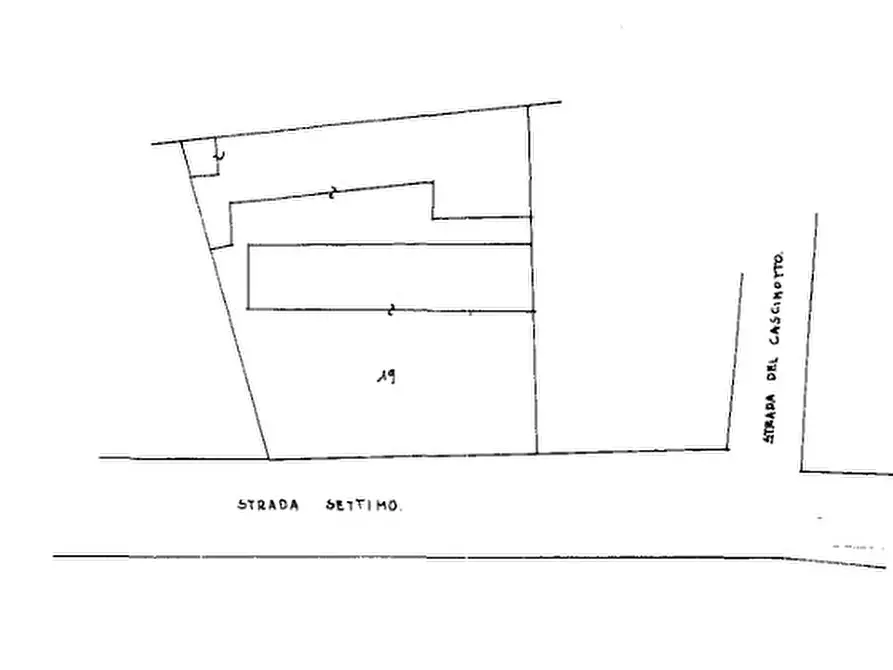 Immagine 24 di Garage in vendita  in STRADA SETTIMO 154 a Torino