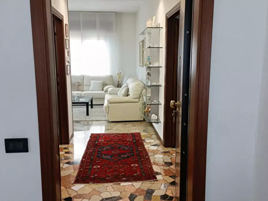 Immagine 4 di Casa bifamiliare in vendita  a Costabissara