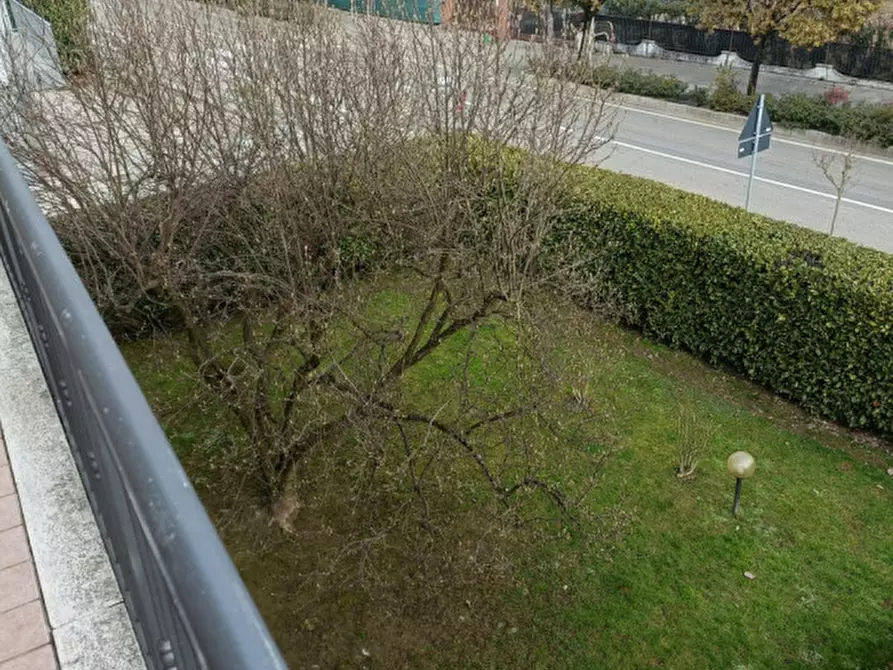 Immagine 16 di Casa bifamiliare in vendita  a Costabissara