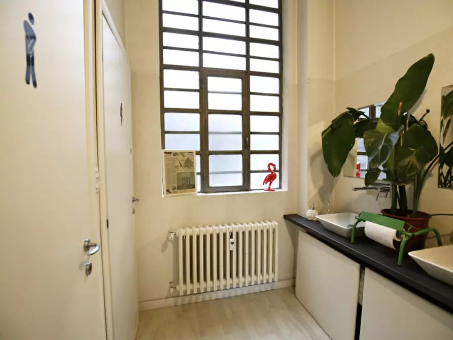 Immagine 9 di Magazzino in vendita  in Via Gian Battista Tiepolo a Torino