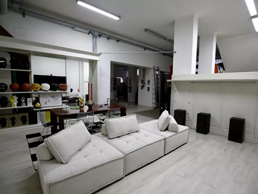 Immagine 13 di Magazzino in vendita  in Via Gian Battista Tiepolo a Torino