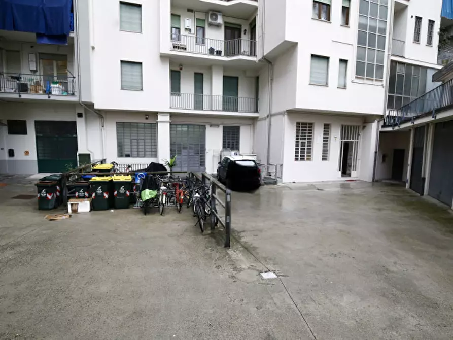 Immagine 33 di Magazzino in vendita  in Via Gian Battista Tiepolo a Torino