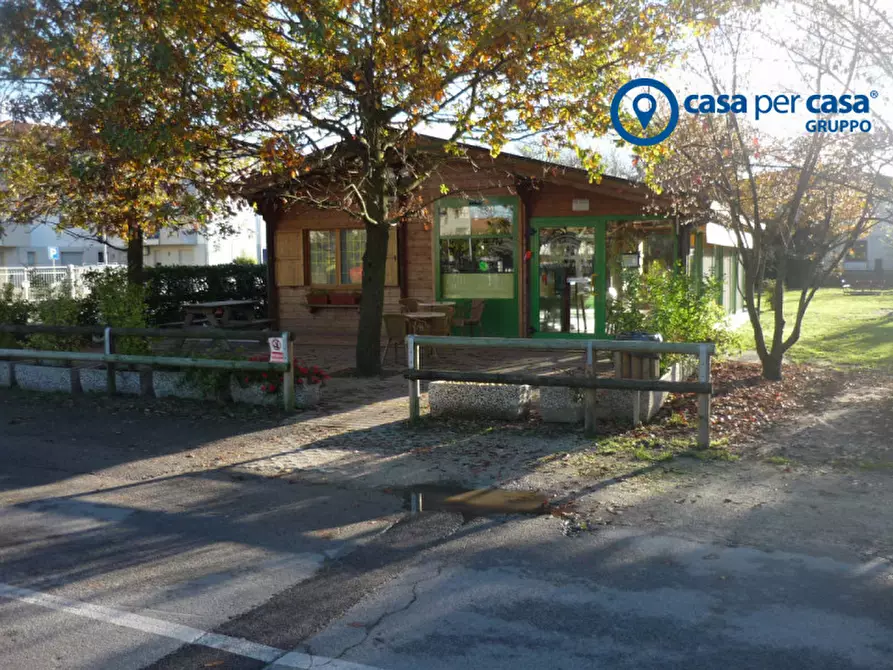 Immagine 2 di Attività commerciale in affitto  in Via Placido Cortese a Rovigo