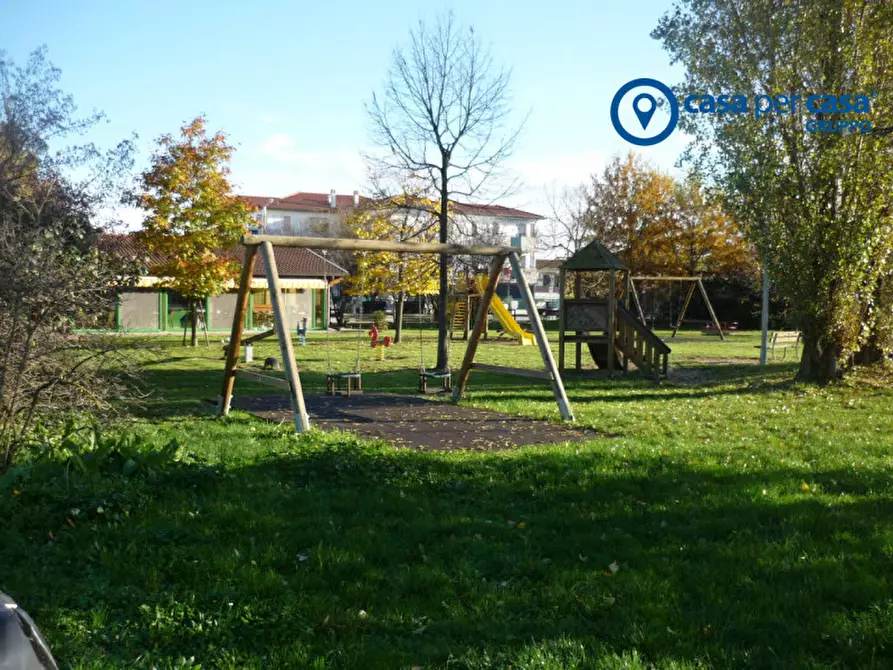 Immagine 6 di Attività commerciale in affitto  in Via Placido Cortese a Rovigo