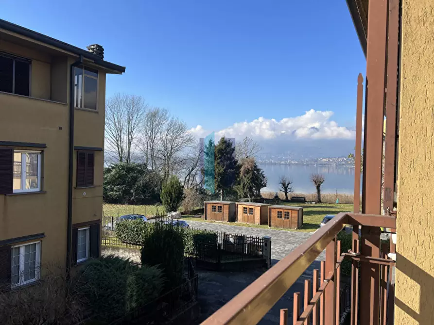 Immagine 8 di Appartamento in vendita  in Via Sandro Pertini a Bosisio Parini