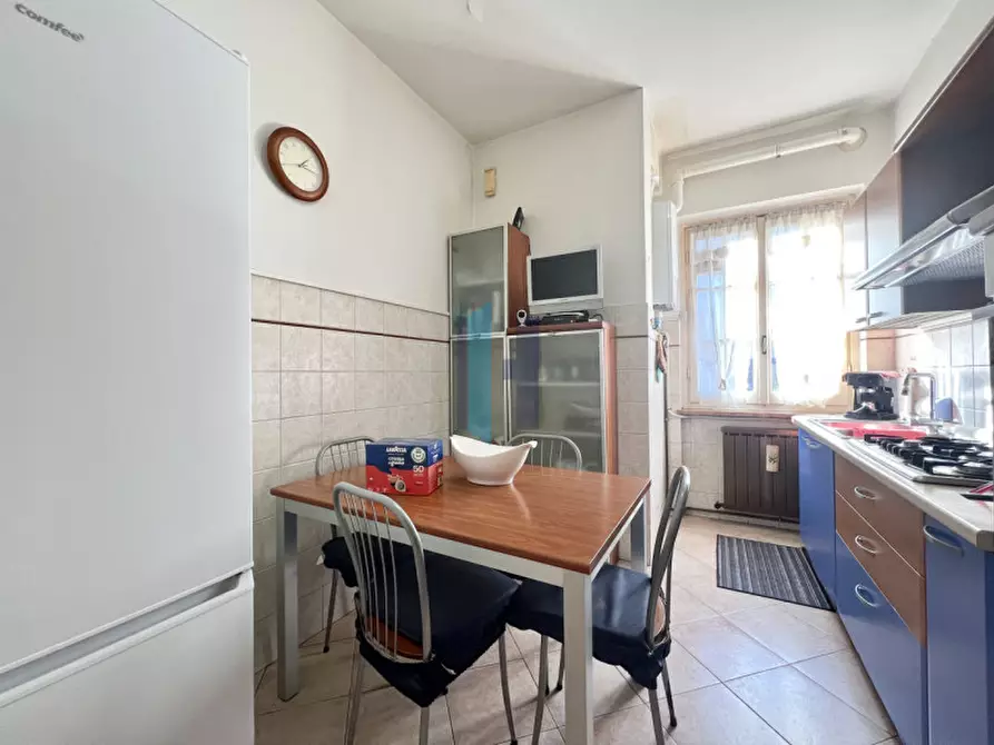 Immagine 12 di Appartamento in vendita  in Via Sandro Pertini a Bosisio Parini