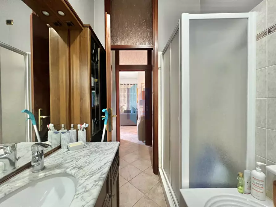 Immagine 21 di Appartamento in vendita  in Via Sandro Pertini a Bosisio Parini