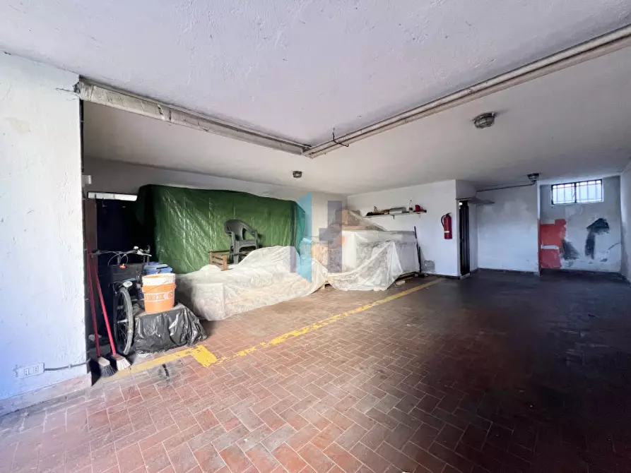 Immagine 24 di Appartamento in vendita  in Via Sandro Pertini a Bosisio Parini