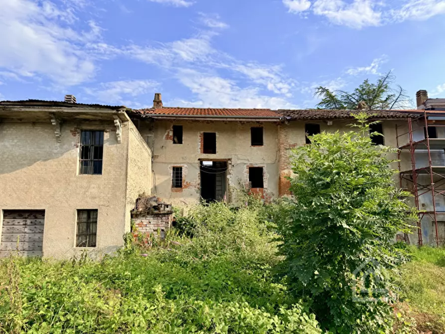 Immagine 1 di Rustico / casale in vendita  in Borgata Chiusellaro 10 a Pavone Canavese