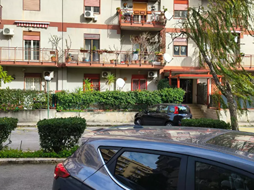 Immagine 2 di Appartamento in vendita  in Via Vincenzo Petrigni 11 a Palermo