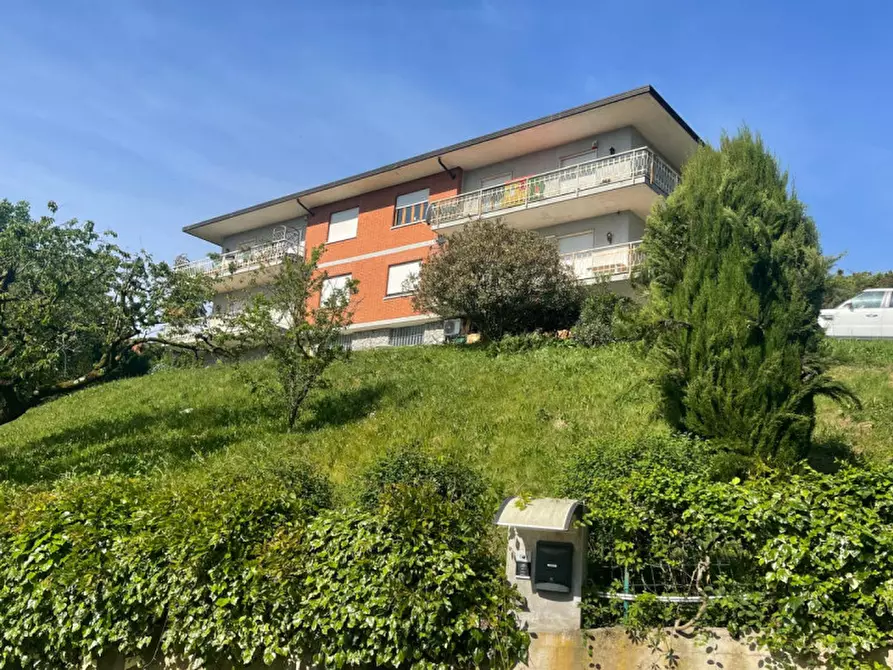 Immagine 1 di Appartamento in vendita  in VIA AUBERT 37 a Pino Torinese