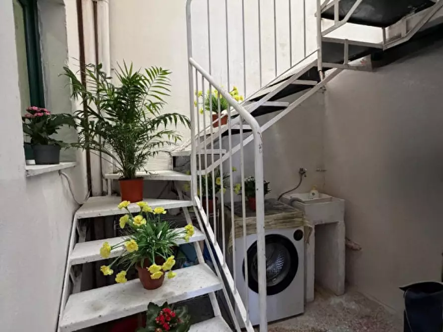 Immagine 7 di Appartamento in vendita  in via Napoli 6 a Siracusa