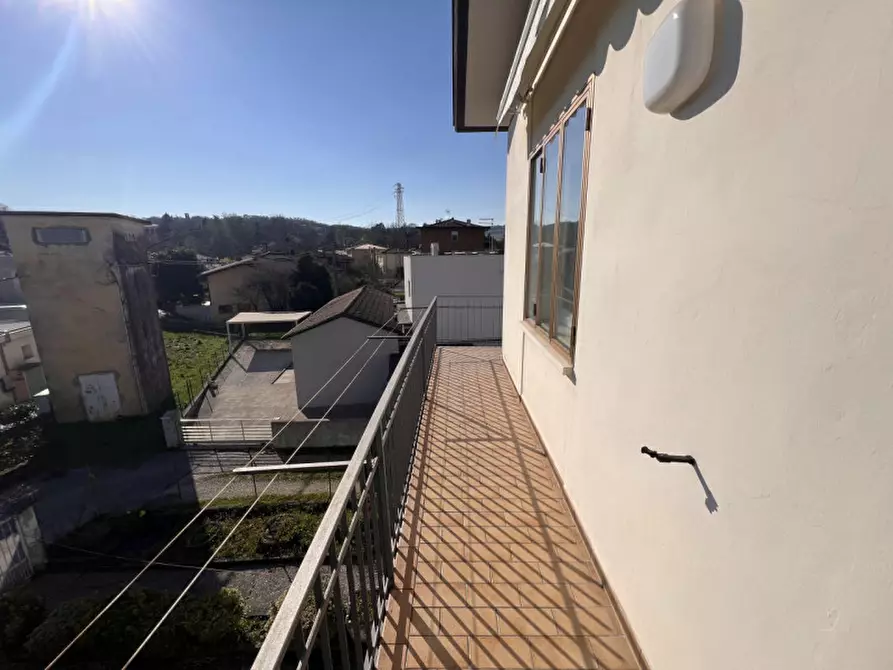 Immagine 12 di Casa bifamiliare in vendita  in piazza vittorio veneto a Costabissara