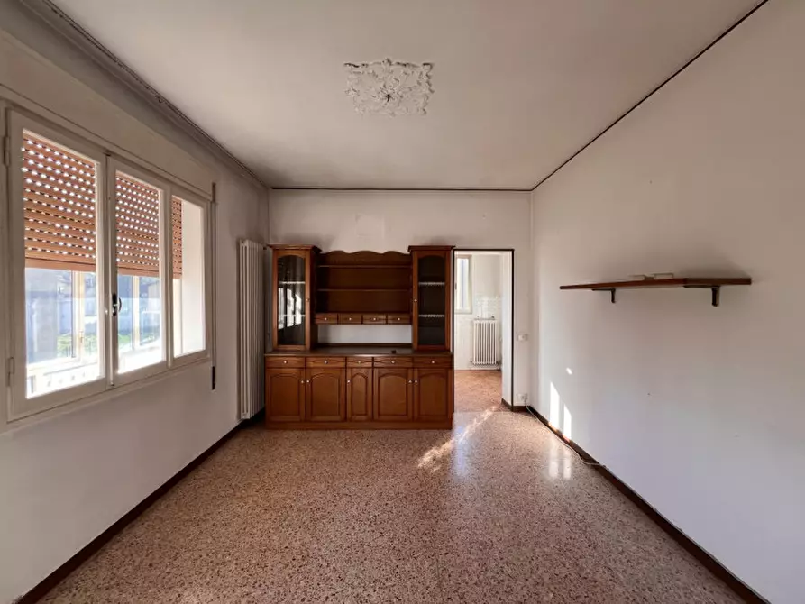 Immagine 21 di Casa bifamiliare in vendita  in piazza vittorio veneto a Costabissara