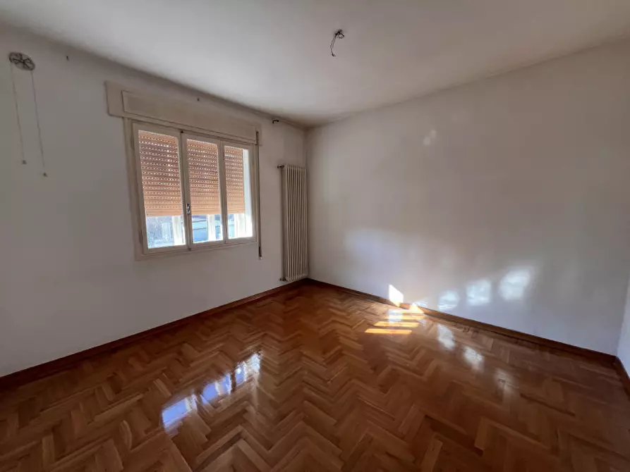 Immagine 25 di Casa bifamiliare in vendita  in piazza vittorio veneto a Costabissara