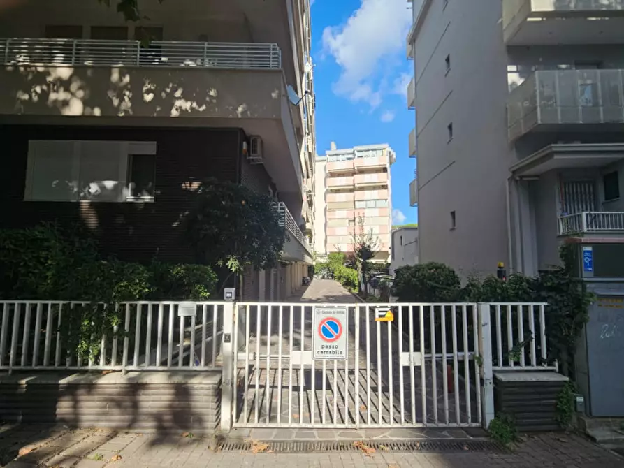 Immagine 10 di Appartamento in vendita  in Viale Dandolo 32 a Rimini