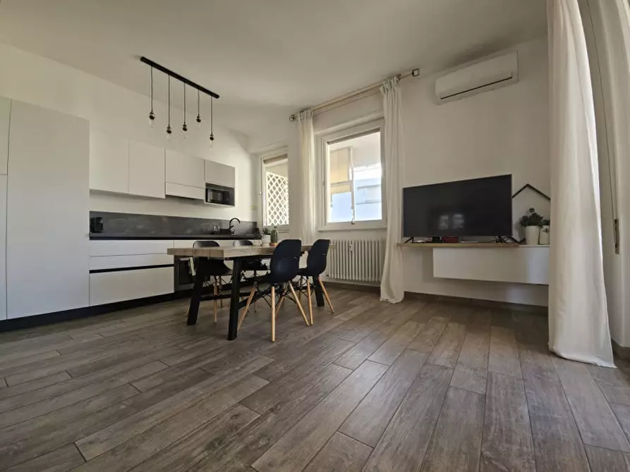 Immagine 16 di Appartamento in vendita  in Viale Dandolo 32 a Rimini