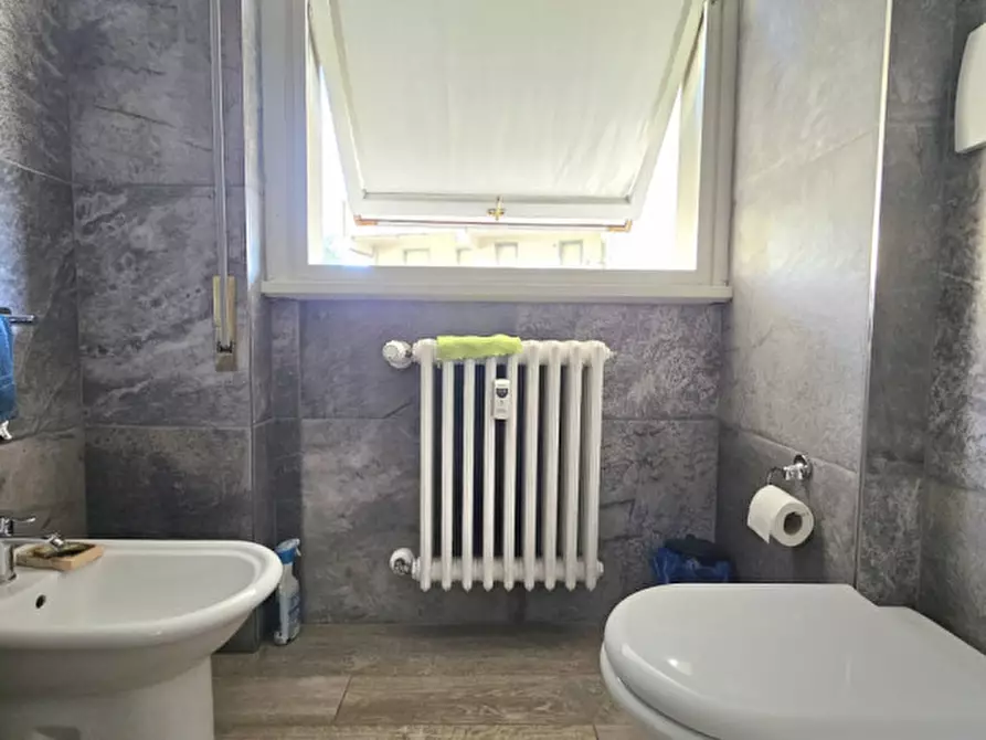 Immagine 25 di Appartamento in vendita  in Viale Dandolo 32 a Rimini