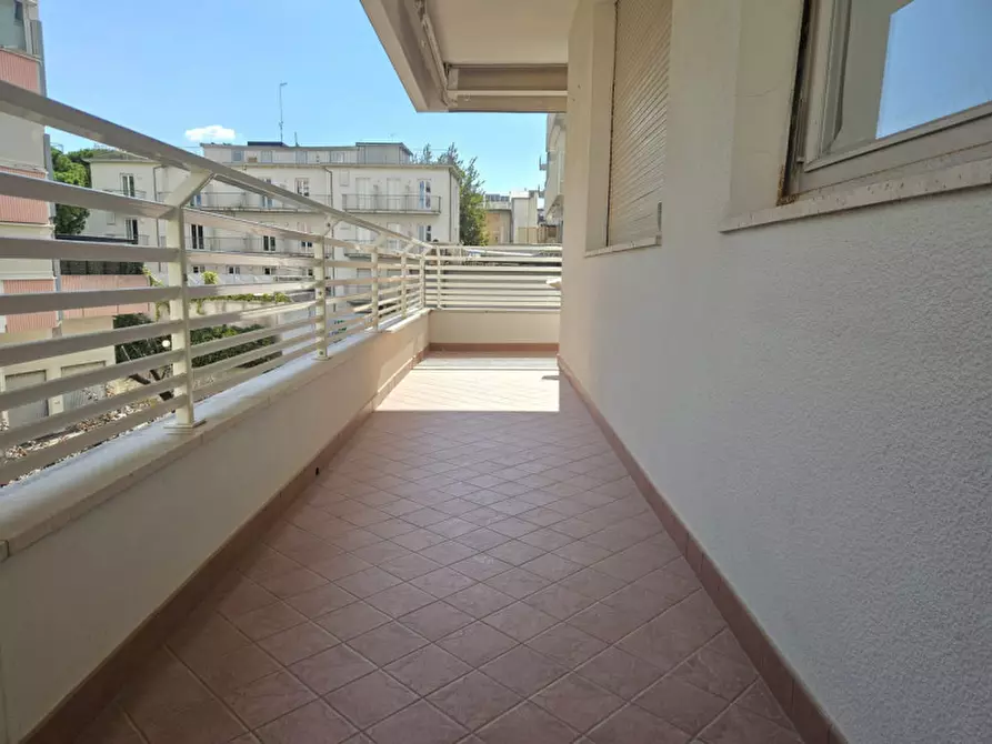 Immagine 33 di Appartamento in vendita  in Viale Dandolo 32 a Rimini