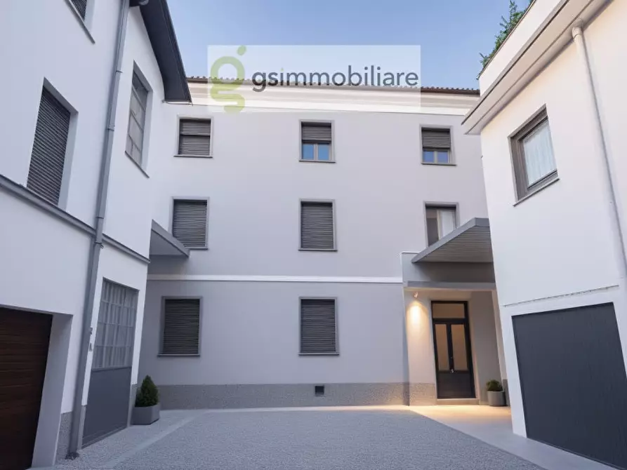 Immagine 8 di Appartamento in vendita  in Via Marsala, 31C a Brescia