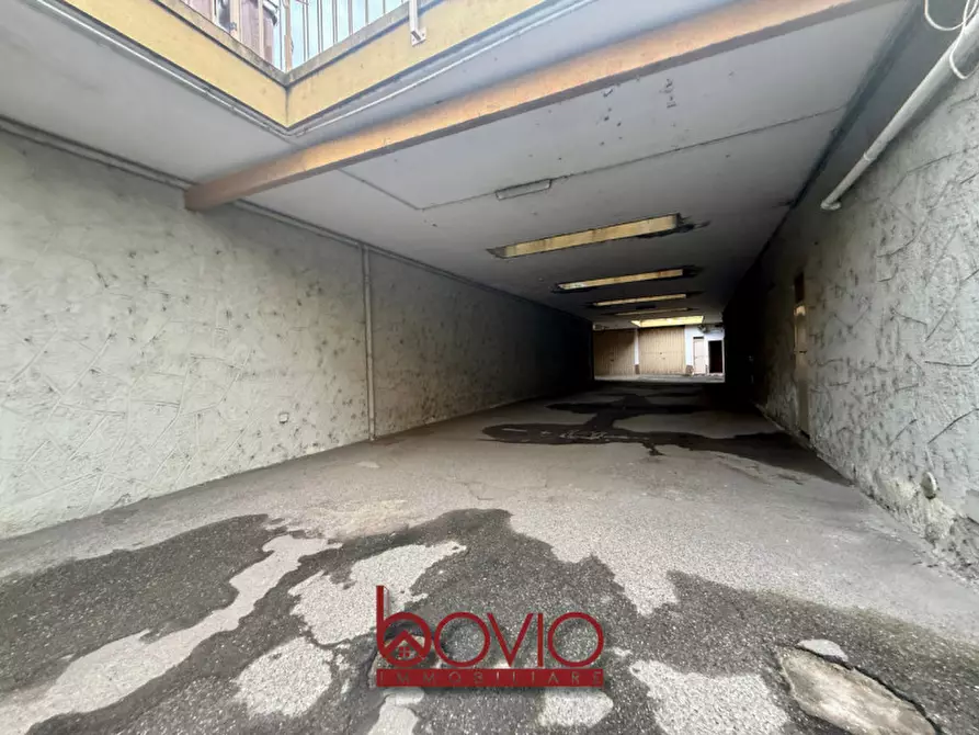 Immagine 21 di Garage in vendita  in via speranza 39 a San Mauro Torinese