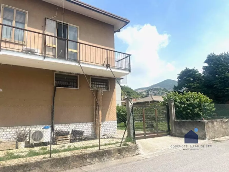 Immagine 9 di Casa indipendente in vendita  in Via Gioacchino Rossini a Rezzato