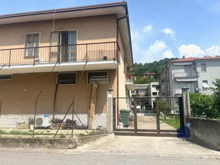 Immagine 11 di Casa indipendente in vendita  in Via Gioacchino Rossini a Rezzato