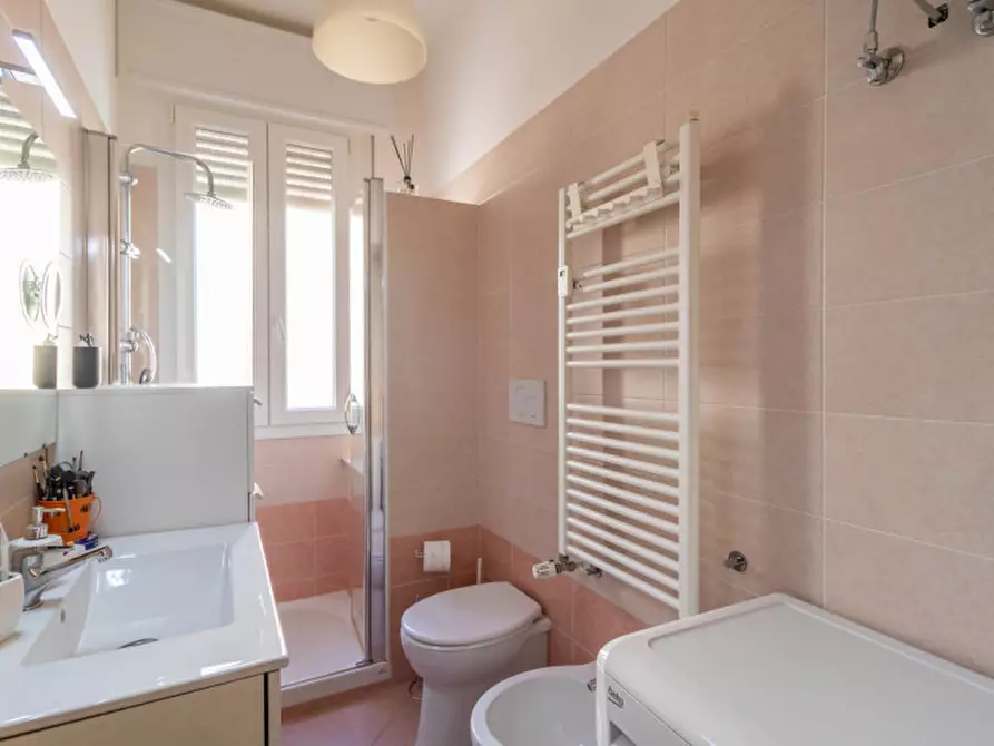 Immagine 12 di Appartamento in vendita  in Via Isonzo a Casalecchio Di Reno