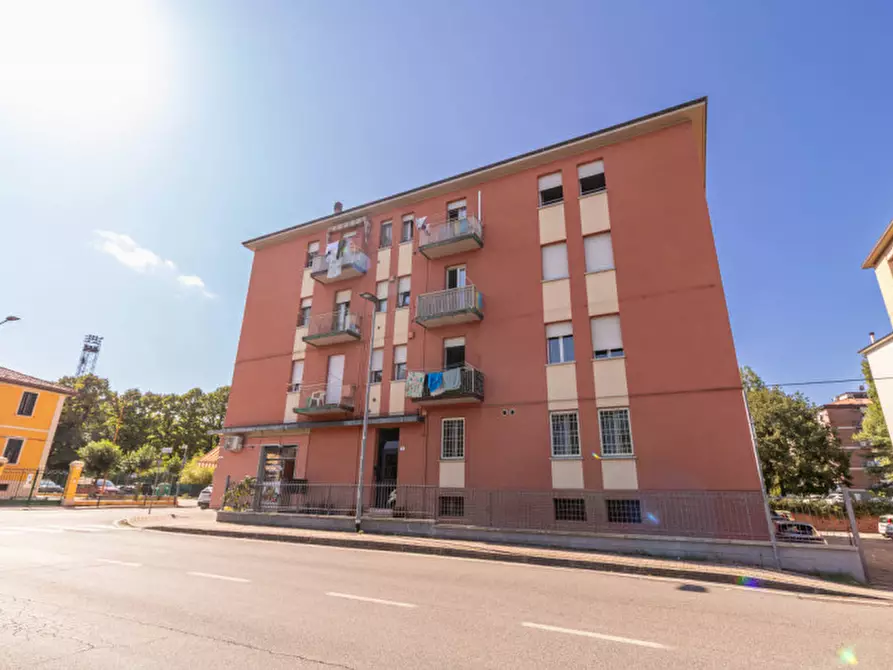 Immagine 19 di Appartamento in vendita  in Via Isonzo a Casalecchio Di Reno