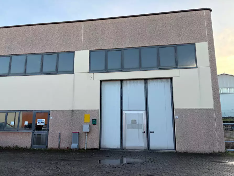 Immagine 2 di Capannone industriale in affitto  in Via Giancarlo Siani a Sassuolo