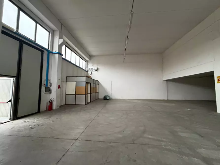 Immagine 5 di Capannone industriale in affitto  in Via Giancarlo Siani a Sassuolo