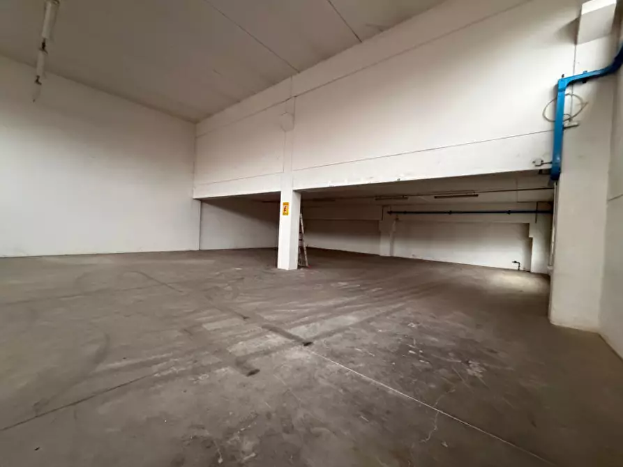 Immagine 6 di Capannone industriale in affitto  in Via Giancarlo Siani a Sassuolo