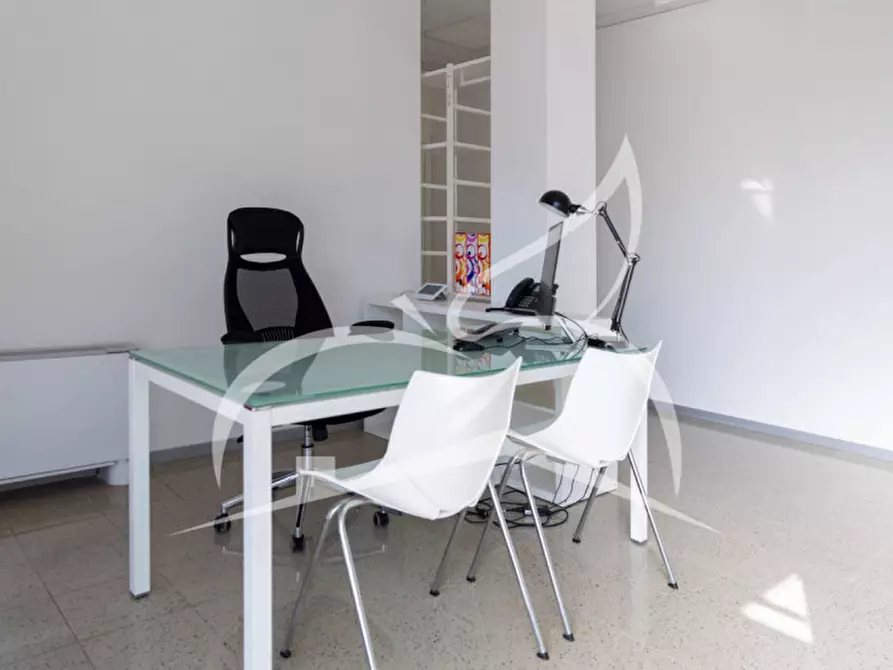 Immagine 3 di Ufficio in affitto  in Via Unione 116 a Rovereto