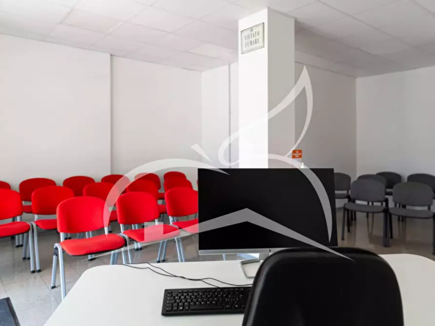 Immagine 5 di Ufficio in affitto  in Via Unione 116 a Rovereto