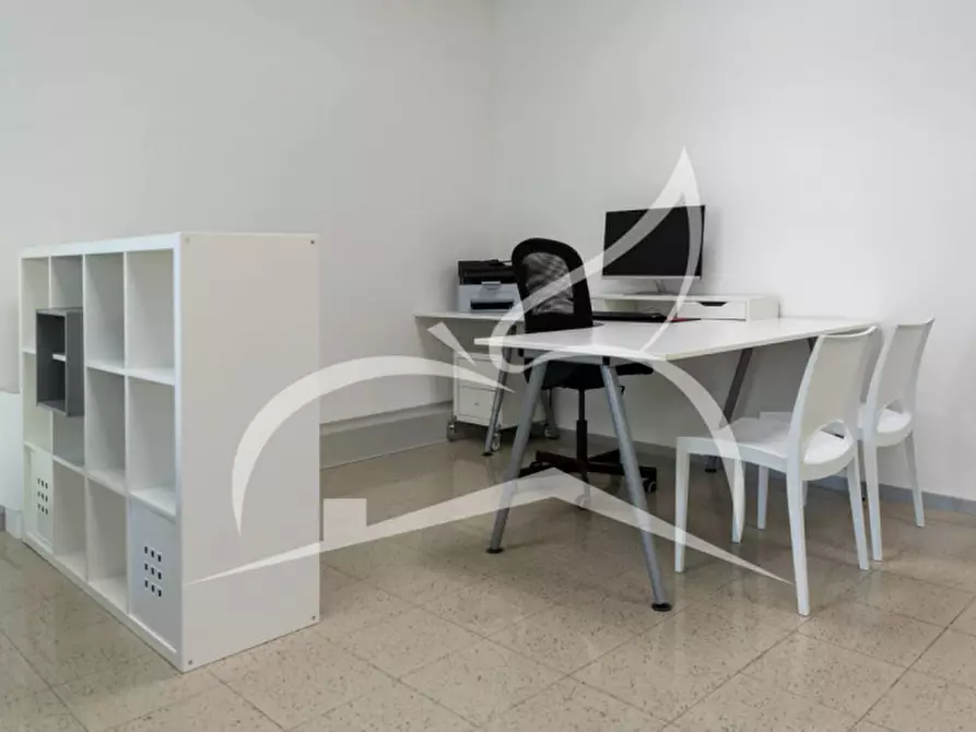 Immagine 3 di Ufficio in affitto  in via Unione 116 a Rovereto