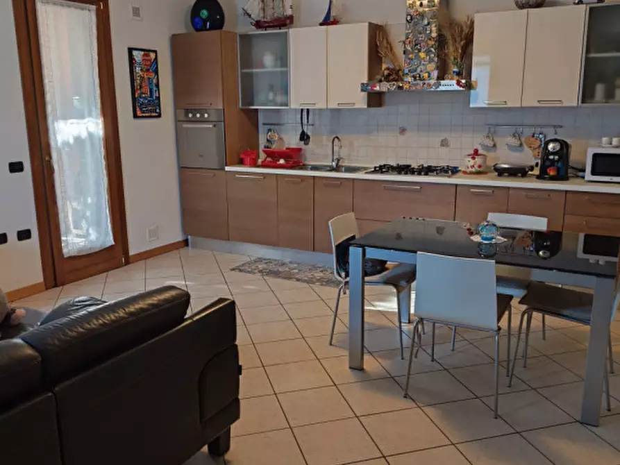 Immagine 4 di Casa quadrifamiliare in vendita  in Via Risorgimento a Albignasego