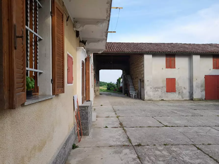 Immagine 25 di Rustico / casale in vendita  in CASCINA POZZANO 7/8 a Rosignano Monferrato