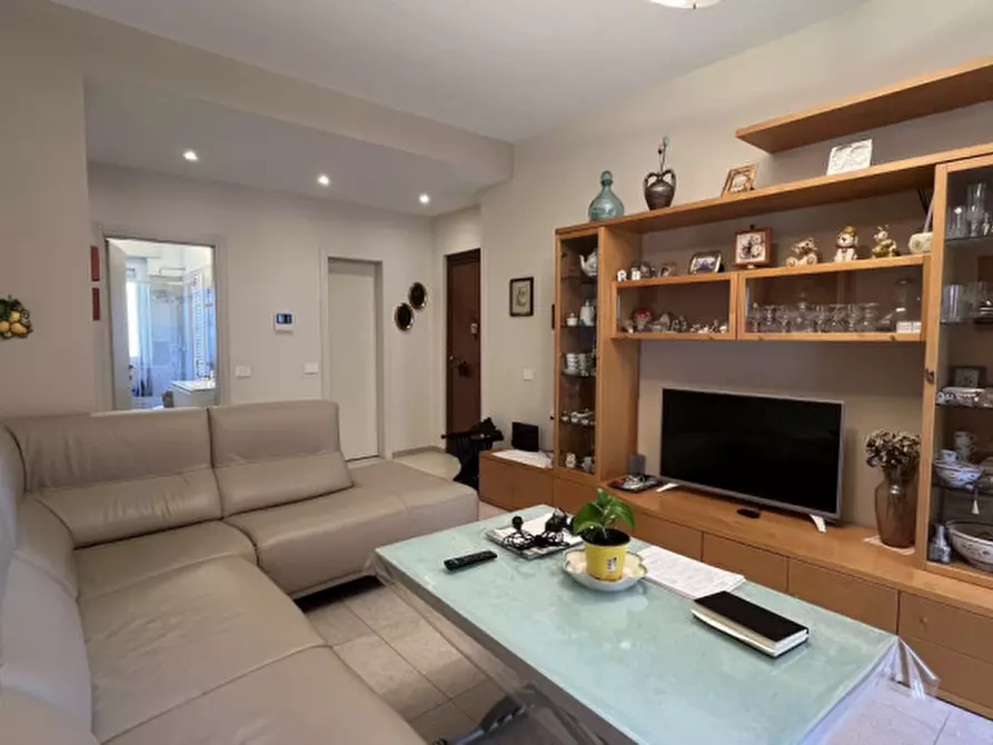 Immagine 4 di Appartamento in vendita  in Via Lodovico il Moro 165 a Milano