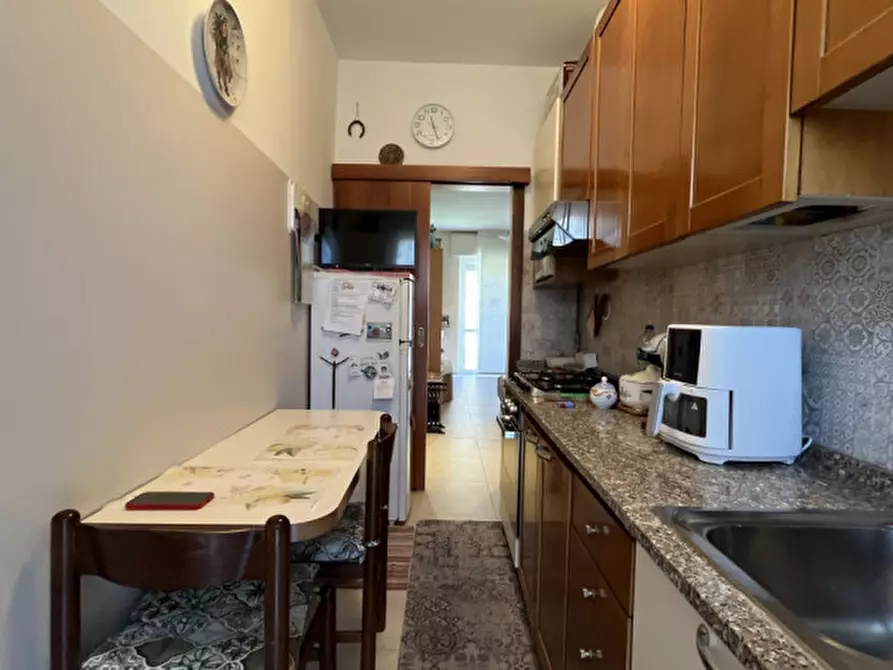 Immagine 8 di Appartamento in vendita  in Via Lodovico il Moro 165 a Milano