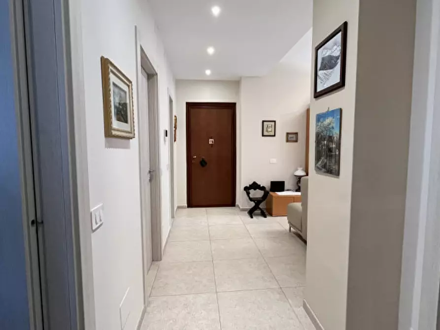 Immagine 12 di Appartamento in vendita  in Via Lodovico il Moro 165 a Milano