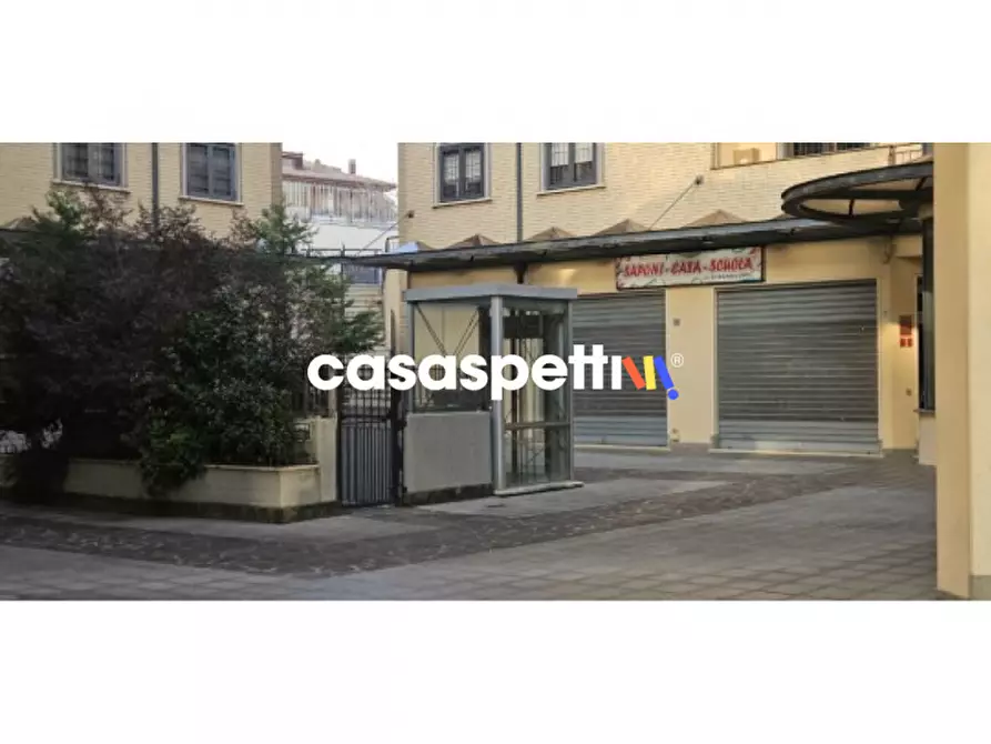 Immagine 2 di Negozio in vendita  in Via Bruno Buozzi, 9 a Monterotondo