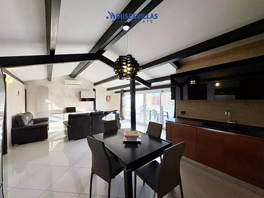 Immagine 4 di Attico in affitto  in Via Filippo Juvara a Avola