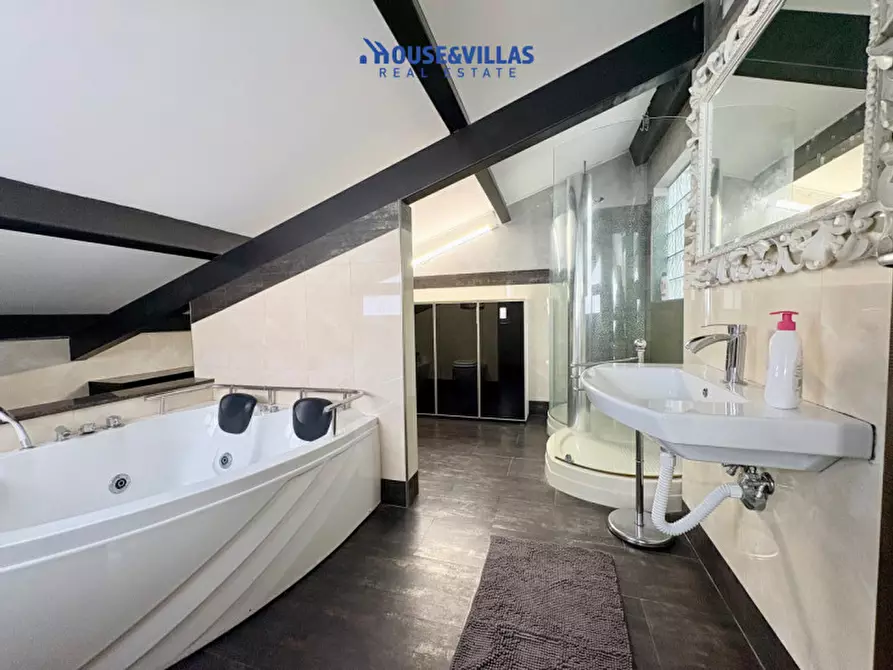 Immagine 11 di Attico in affitto  in Via Filippo Juvara a Avola