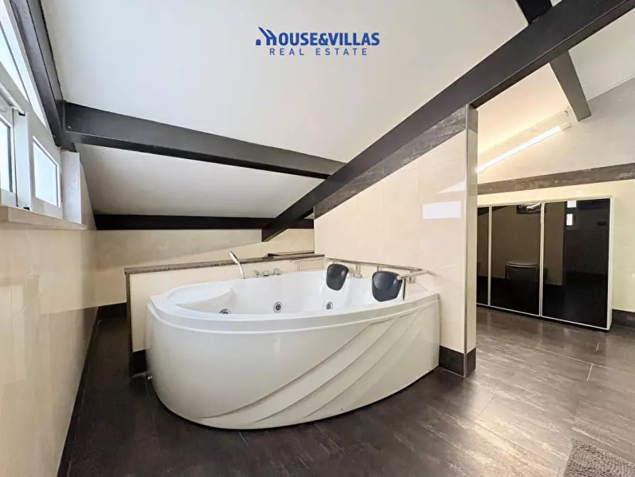 Immagine 12 di Attico in affitto  in Via Filippo Juvara a Avola