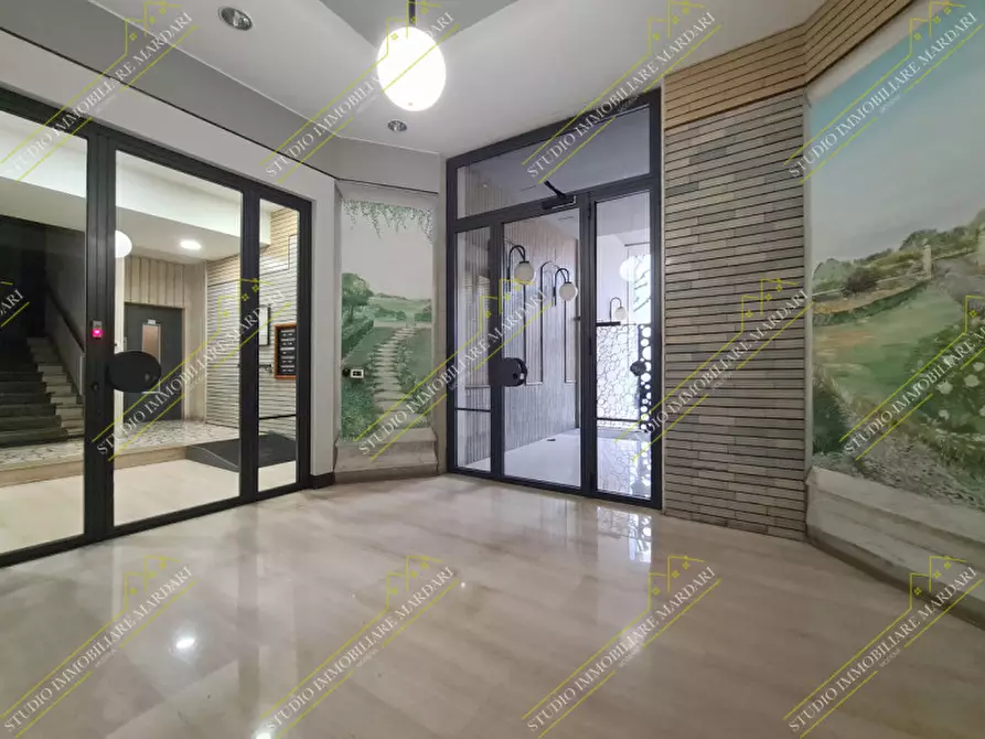 Immagine 28 di Ufficio in affitto  in via valdrighi 2 a Modena