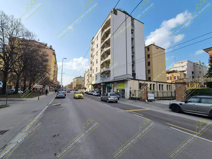 Immagine 31 di Ufficio in affitto  in via valdrighi 2 a Modena